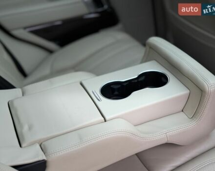 Черный Ленд Ровер Рендж Ровер, объемом двигателя 3 л и пробегом 179 тыс. км за 34900 $, фото 97 на Automoto.ua