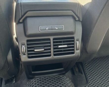 Чорний Ленд Ровер Рендж Ровер, об'ємом двигуна 2 л та пробігом 129 тис. км за 21500 $, фото 30 на Automoto.ua