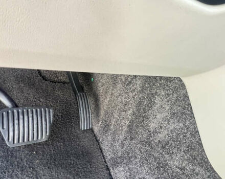 Чорний Ленд Ровер Рендж Ровер, об'ємом двигуна 3 л та пробігом 119 тис. км за 40000 $, фото 12 на Automoto.ua