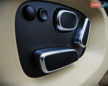 Чорний Ленд Ровер Рендж Ровер, об'ємом двигуна 3 л та пробігом 124 тис. км за 35000 $, фото 9 на Automoto.ua