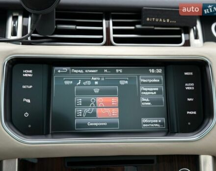 Черный Ленд Ровер Рендж Ровер, объемом двигателя 3 л и пробегом 179 тыс. км за 34900 $, фото 166 на Automoto.ua