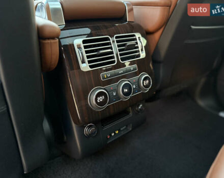 Черный Ленд Ровер Рендж Ровер, объемом двигателя 4.37 л и пробегом 199 тыс. км за 37500 $, фото 19 на Automoto.ua