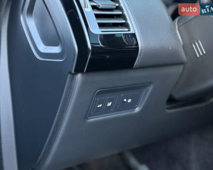 Черный Ленд Ровер Рендж Ровер, объемом двигателя 4.4 л и пробегом 193 тыс. км за 35900 $, фото 46 на Automoto.ua