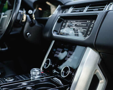 Чорний Ленд Ровер Рендж Ровер, об'ємом двигуна 5 л та пробігом 106 тис. км за 44900 $, фото 12 на Automoto.ua