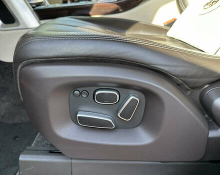 Чорний Ленд Ровер Рендж Ровер, об'ємом двигуна 3 л та пробігом 119 тис. км за 40000 $, фото 17 на Automoto.ua