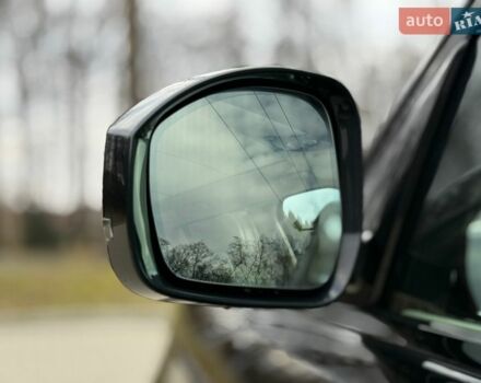 Черный Ленд Ровер Рендж Ровер, объемом двигателя 3 л и пробегом 179 тыс. км за 34900 $, фото 145 на Automoto.ua