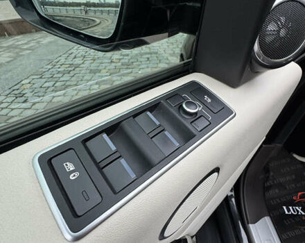 Чорний Ленд Ровер Рендж Ровер, об'ємом двигуна 2.99 л та пробігом 143 тис. км за 39999 $, фото 26 на Automoto.ua