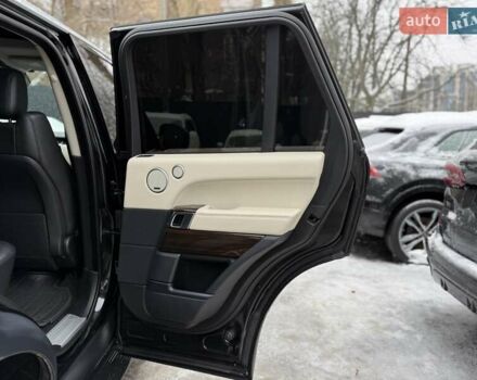 Чорний Ленд Ровер Рендж Ровер, об'ємом двигуна 2.99 л та пробігом 100 тис. км за 44900 $, фото 24 на Automoto.ua