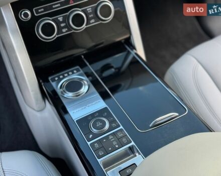 Чорний Ленд Ровер Рендж Ровер, об'ємом двигуна 3 л та пробігом 181 тис. км за 30500 $, фото 15 на Automoto.ua