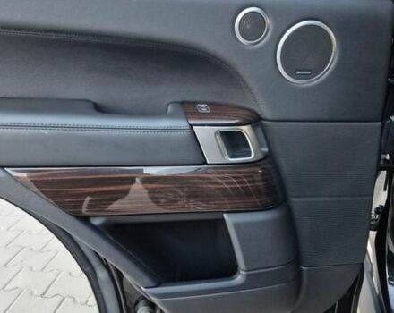 Чорний Ленд Ровер Рендж Ровер, об'ємом двигуна 3 л та пробігом 180 тис. км за 29999 $, фото 24 на Automoto.ua