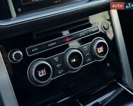 Черный Ленд Ровер Рендж Ровер, объемом двигателя 2.99 л и пробегом 240 тыс. км за 28500 $, фото 83 на Automoto.ua