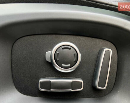 Черный Ленд Ровер Рендж Ровер, объемом двигателя 5 л и пробегом 167 тыс. км за 30650 $, фото 20 на Automoto.ua