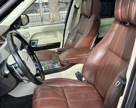 Чорний Ленд Ровер Рендж Ровер, об'ємом двигуна 4.37 л та пробігом 160 тис. км за 49500 $, фото 21 на Automoto.ua