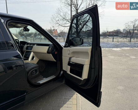 Чорний Ленд Ровер Рендж Ровер, об'ємом двигуна 2.99 л та пробігом 163 тис. км за 39800 $, фото 31 на Automoto.ua