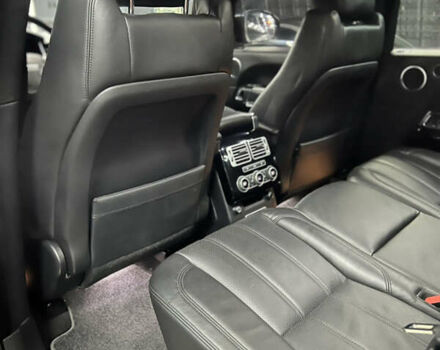 Чорний Ленд Ровер Рендж Ровер, об'ємом двигуна 5 л та пробігом 96 тис. км за 52000 $, фото 19 на Automoto.ua