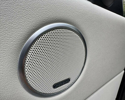 Чорний Ленд Ровер Рендж Ровер, об'ємом двигуна 2.99 л та пробігом 143 тис. км за 39999 $, фото 24 на Automoto.ua