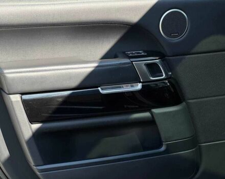 Черный Ленд Ровер Рендж Ровер, объемом двигателя 3 л и пробегом 145 тыс. км за 35500 $, фото 11 на Automoto.ua