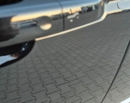 Чорний Ленд Ровер Рендж Ровер, об'ємом двигуна 3 л та пробігом 180 тис. км за 29999 $, фото 9 на Automoto.ua