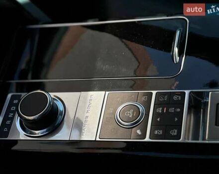 Ленд Ровер Рендж Ровер 2016 у Києві на Automoto.ua Чорний Ленд Ровер Рендж Ровер, об'ємом двигуна 2.99 л та пробігом 145 тис. км за 35500 $, фото 39 на Automoto.ua