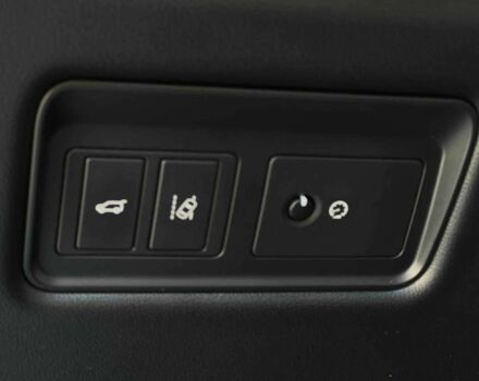 Черный Ленд Ровер Рендж Ровер, объемом двигателя 3 л и пробегом 145 тыс. км за 35500 $, фото 13 на Automoto.ua