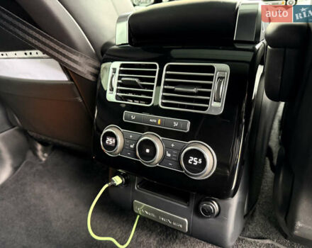 Черный Ленд Ровер Рендж Ровер, объемом двигателя 3 л и пробегом 210 тыс. км за 35800 $, фото 33 на Automoto.ua