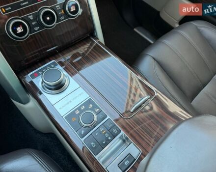 Чорний Ленд Ровер Рендж Ровер, об'ємом двигуна 3 л та пробігом 156 тис. км за 34500 $, фото 31 на Automoto.ua