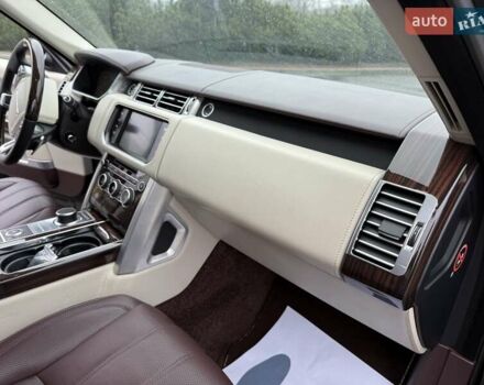 Чорний Ленд Ровер Рендж Ровер, об'ємом двигуна 5 л та пробігом 162 тис. км за 39999 $, фото 30 на Automoto.ua