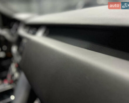 Чорний Ленд Ровер Рендж Ровер, об'ємом двигуна 5 л та пробігом 96 тис. км за 52000 $, фото 31 на Automoto.ua