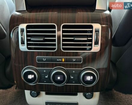 Чорний Ленд Ровер Рендж Ровер, об'ємом двигуна 3 л та пробігом 156 тис. км за 34500 $, фото 30 на Automoto.ua