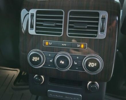 Чорний Ленд Ровер Рендж Ровер, об'ємом двигуна 3 л та пробігом 180 тис. км за 29999 $, фото 39 на Automoto.ua