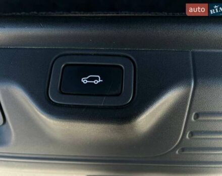 Ленд Ровер Рендж Ровер 2016 у Києві на Automoto.ua Чорний Ленд Ровер Рендж Ровер, об'ємом двигуна 2.99 л та пробігом 145 тис. км за 35500 $, фото 57 на Automoto.ua