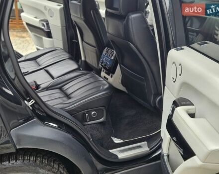 Чорний Ленд Ровер Рендж Ровер, об'ємом двигуна 4.4 л та пробігом 155 тис. км за 45000 $, фото 5 на Automoto.ua