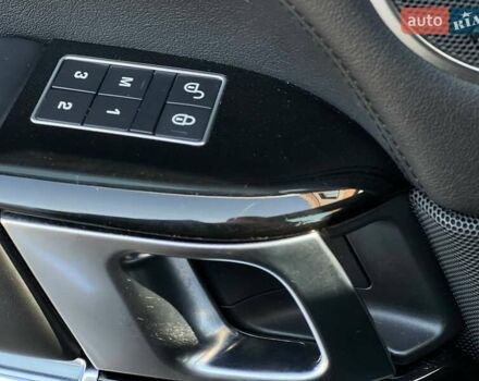 Чорний Ленд Ровер Рендж Ровер, об'ємом двигуна 2.99 л та пробігом 145 тис. км за 35500 $, фото 24 на Automoto.ua