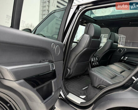 Черный Ленд Ровер Рендж Ровер, объемом двигателя 2.99 л и пробегом 240 тыс. км за 31800 $, фото 59 на Automoto.ua