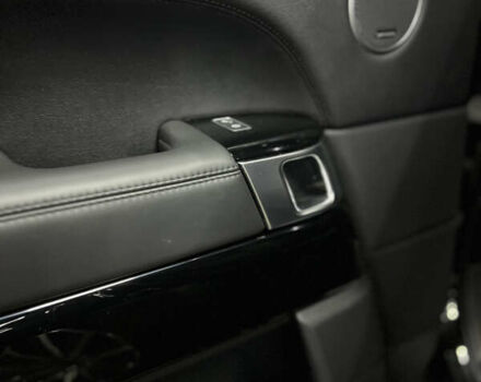 Чорний Ленд Ровер Рендж Ровер, об'ємом двигуна 5 л та пробігом 96 тис. км за 52000 $, фото 20 на Automoto.ua