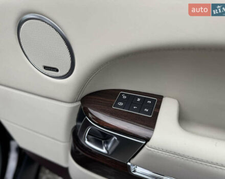 Черный Ленд Ровер Рендж Ровер, объемом двигателя 4.37 л и пробегом 188 тыс. км за 43000 $, фото 74 на Automoto.ua