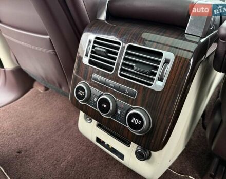 Чорний Ленд Ровер Рендж Ровер, об'ємом двигуна 5 л та пробігом 162 тис. км за 39999 $, фото 37 на Automoto.ua