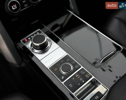 Черный Ленд Ровер Рендж Ровер, объемом двигателя 2.99 л и пробегом 240 тыс. км за 31800 $, фото 79 на Automoto.ua