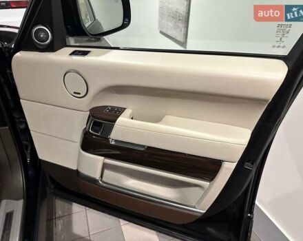 Чорний Ленд Ровер Рендж Ровер, об'ємом двигуна 4.37 л та пробігом 180 тис. км за 44000 $, фото 10 на Automoto.ua