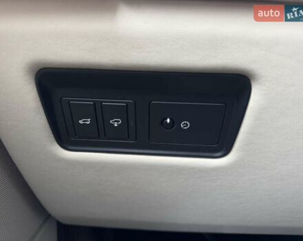 Черный Ленд Ровер Рендж Ровер, объемом двигателя 4.37 л и пробегом 188 тыс. км за 43000 $, фото 46 на Automoto.ua