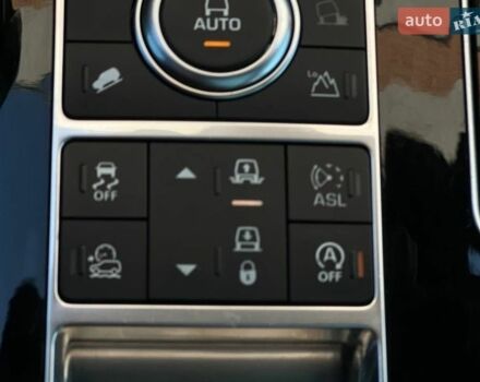 Чорний Ленд Ровер Рендж Ровер, об'ємом двигуна 2.99 л та пробігом 145 тис. км за 35500 $, фото 40 на Automoto.ua