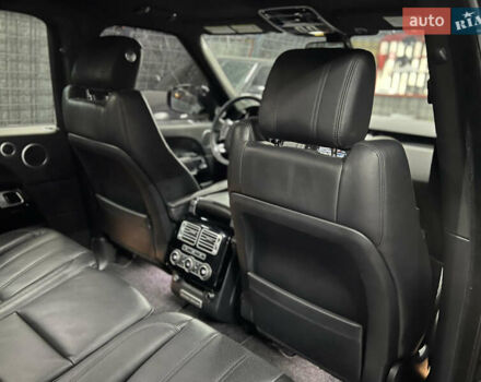 Чорний Ленд Ровер Рендж Ровер, об'ємом двигуна 5 л та пробігом 96 тис. км за 52000 $, фото 27 на Automoto.ua