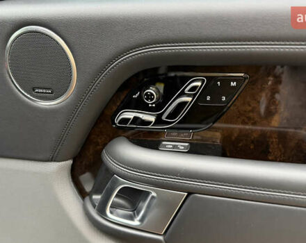 Чорний Ленд Ровер Рендж Ровер, об'ємом двигуна 5 л та пробігом 103 тис. км за 62000 $, фото 21 на Automoto.ua