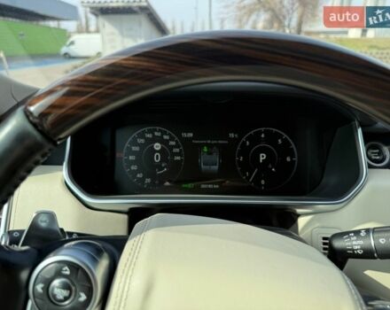 Чорний Ленд Ровер Рендж Ровер, об'ємом двигуна 4.37 л та пробігом 203 тис. км за 56500 $, фото 15 на Automoto.ua