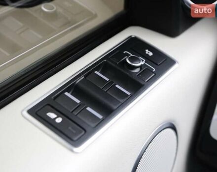 Чорний Ленд Ровер Рендж Ровер, об'ємом двигуна 5 л та пробігом 154 тис. км за 55000 $, фото 35 на Automoto.ua