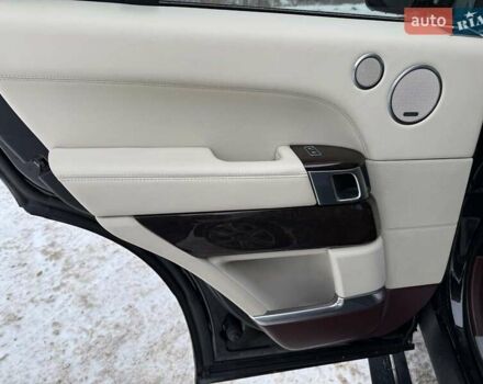 Чорний Ленд Ровер Рендж Ровер, об'ємом двигуна 4.4 л та пробігом 168 тис. км за 52940 $, фото 20 на Automoto.ua