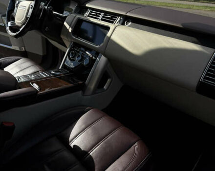 Черный Ленд Ровер Рендж Ровер, объемом двигателя 4.4 л и пробегом 108 тыс. км за 65000 $, фото 6 на Automoto.ua