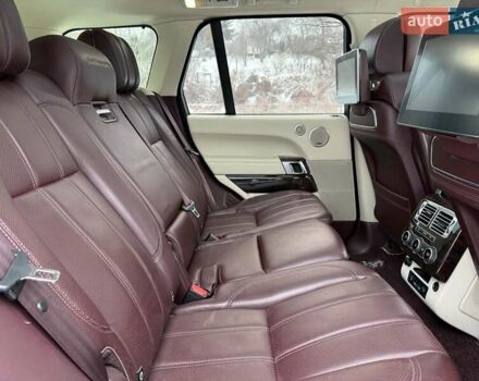 Чорний Ленд Ровер Рендж Ровер, об'ємом двигуна 4.4 л та пробігом 168 тис. км за 52940 $, фото 28 на Automoto.ua