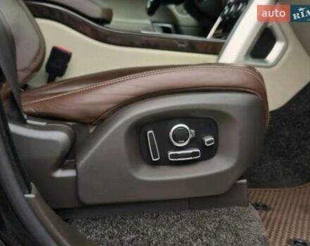 Чорний Ленд Ровер Рендж Ровер, об'ємом двигуна 4.4 л та пробігом 134 тис. км за 46999 $, фото 23 на Automoto.ua