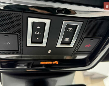 Чорний Ленд Ровер Рендж Ровер, об'ємом двигуна 5 л та пробігом 103 тис. км за 62000 $, фото 42 на Automoto.ua